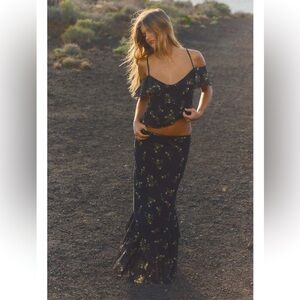 Zara Black Floral Skirt